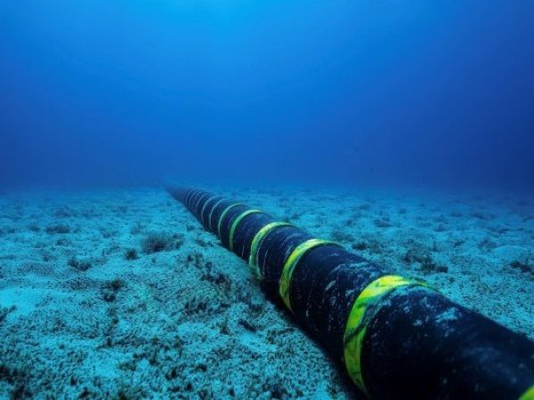“Cable chino” se mantiene en “análisis” por el Gobierno pese a polémica con EEUU